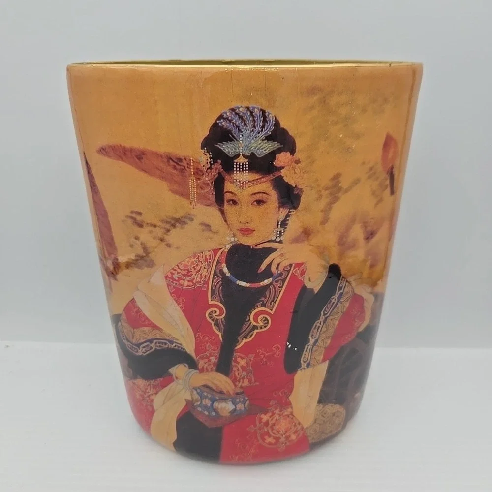 Vintage Emperor‎ Ceramic Oval Vase Sitting Empress